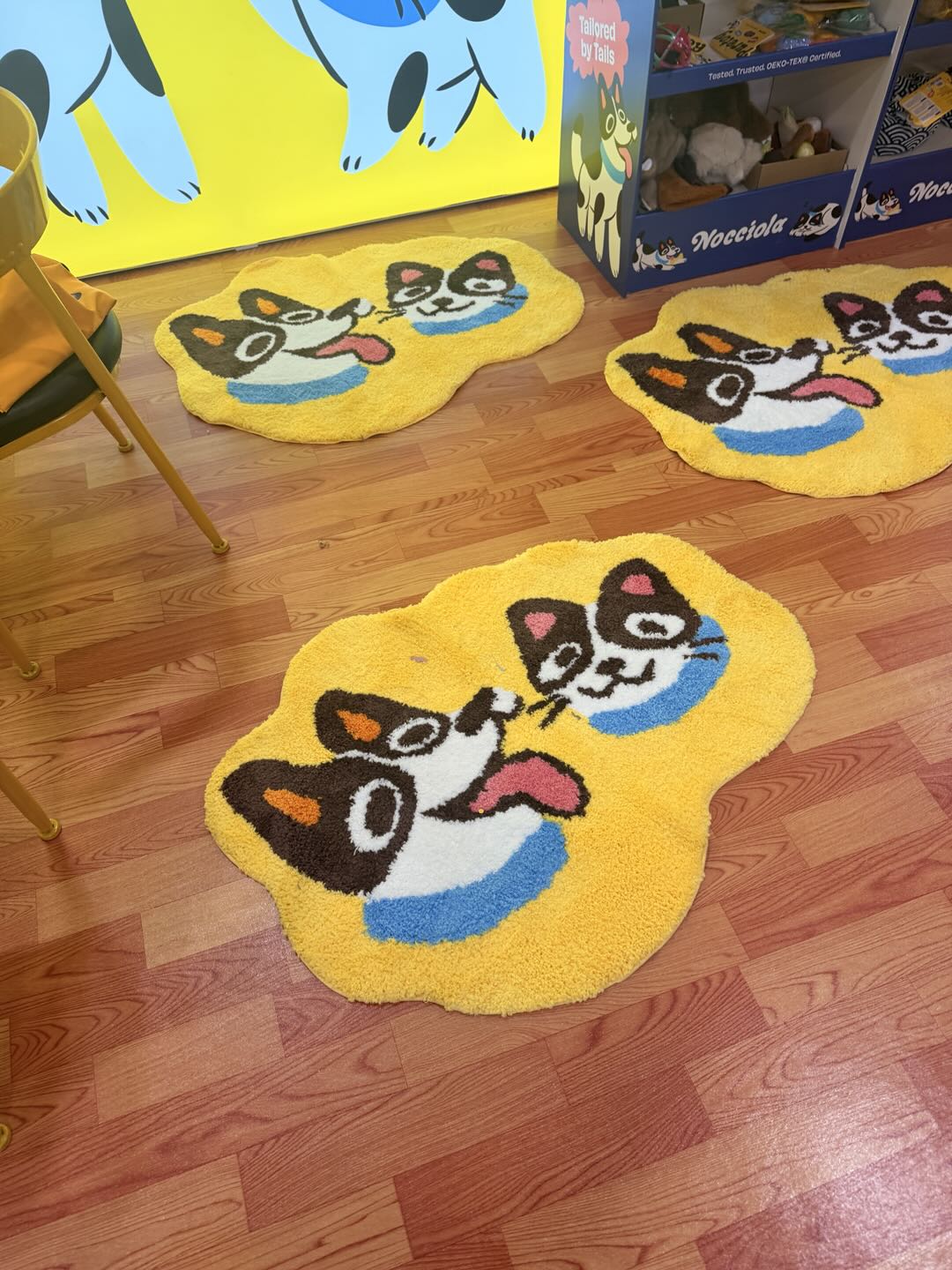 Nocciola Cloud-Shaped Pet Mat — Dog & Cat Fleece Rug